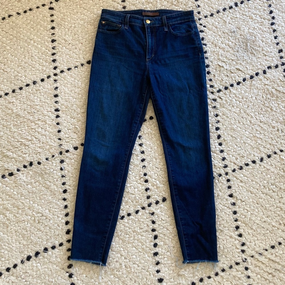 Joe’s skinny ankle jeans ☀️💙